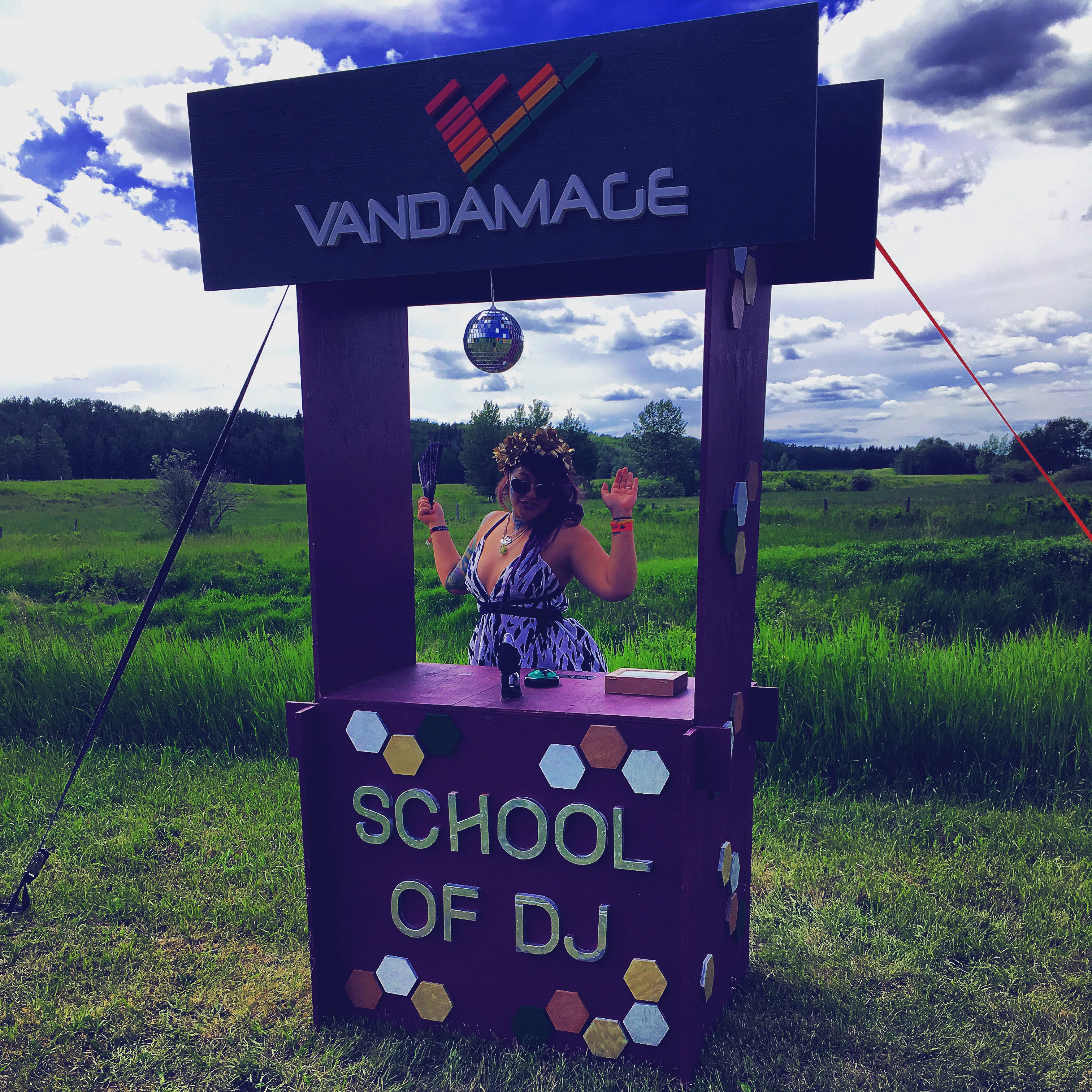 Van Damage School Of DJ